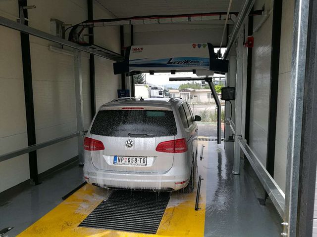систем за прање аутомобила