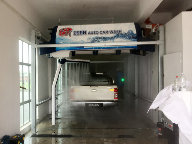 Malaysia touchless car wash